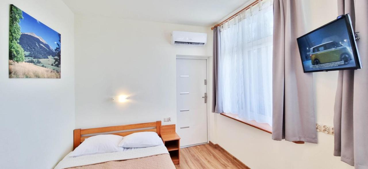 Pensjonat Na Gorce - Widok Na Jezioro Solinskie I Gory 534-556-639 Polańczyk Exterior foto